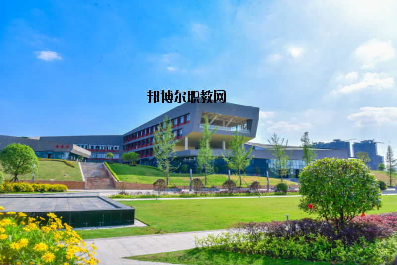 四川省經(jīng)濟管理學(xué)校2020年報名條件、招生要求、招生對象