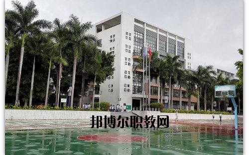 東莞電子科技學(xué)校2020年報(bào)名條件、招生要求、招生對(duì)象