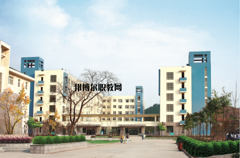 廣元市昭化區(qū)職業(yè)高級中學(xué)2020年報(bào)名條件、招生要求、招生對象