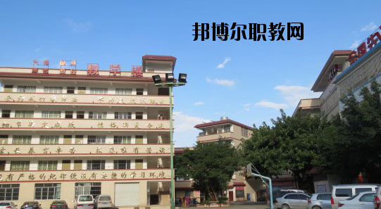 南寧中南理工職業(yè)技術學校地址在哪里