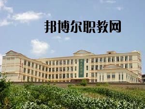 文山七都職業(yè)學(xué)校2020年報(bào)名條件、招生要求、招生對象