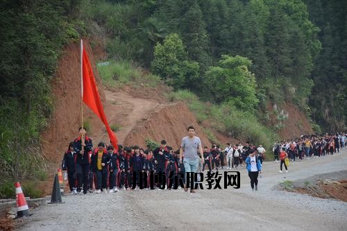 銅鼓縣職業(yè)中專學校怎么樣、好不好