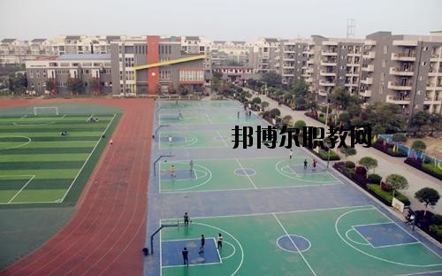 成都機(jī)電工程學(xué)校2020年報(bào)名條件、招生要求、招生對(duì)象