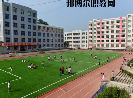 商丘商貿(mào)學(xué)校2021年報名條件、招生要求、招生對象