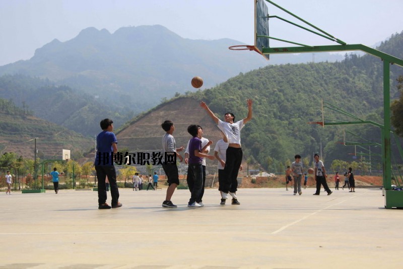 麻栗坡縣民族職業(yè)高級中學(xué)怎么樣、好不好