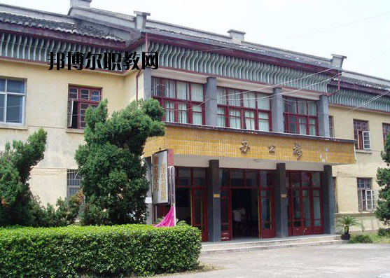 江西撫州創(chuàng)新學(xué)校怎么樣、好不好