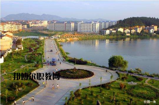 黃岡華晟中等專業(yè)學校怎么樣、好不好