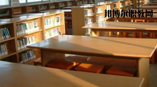 柳州工業(yè)職業(yè)技術(shù)學(xué)校2020年報(bào)名條件、招生要求、招生對(duì)象 