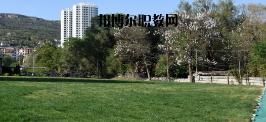 天水岷山技工學(xué)校2020年報(bào)名條件、招生要求、招生對(duì)象