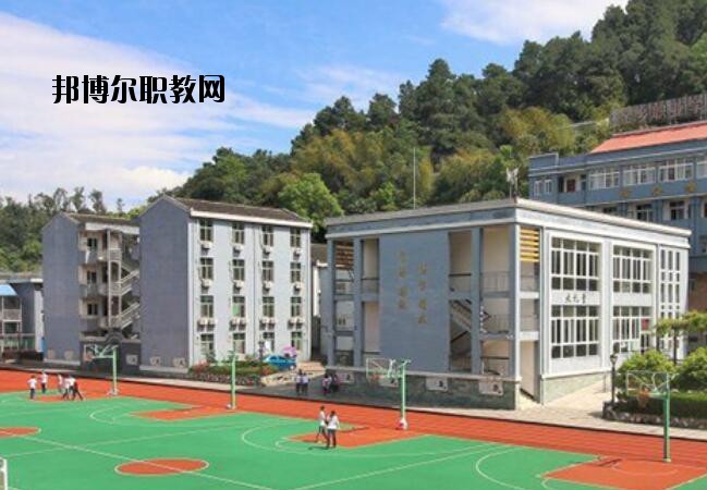 蒼南縣金鄉(xiāng)職業(yè)學(xué)校2020年報名條件、招生要求、招生對象