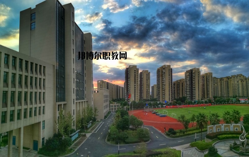 永嘉縣四川中學(xué)2020年報(bào)名條件、招生要求、招生對(duì)象