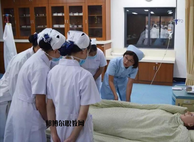 余杭衛(wèi)生中等專(zhuān)業(yè)學(xué)校2020年報(bào)名條件、招生要求、招生對(duì)象