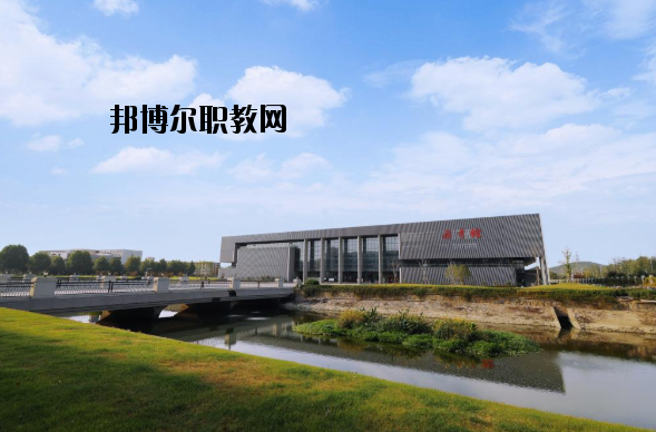 徐州醫(yī)學(xué)院怎么樣、好不好