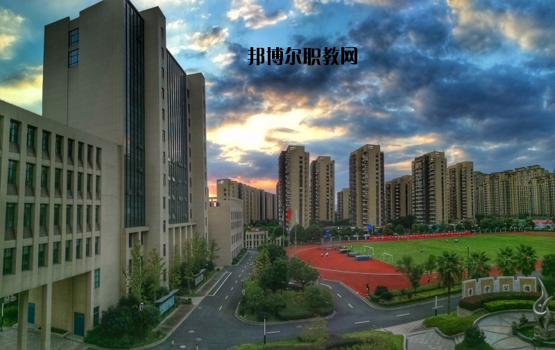 余杭區(qū)塘棲職業(yè)學校2020年報名條件、招生要求、招生對象
