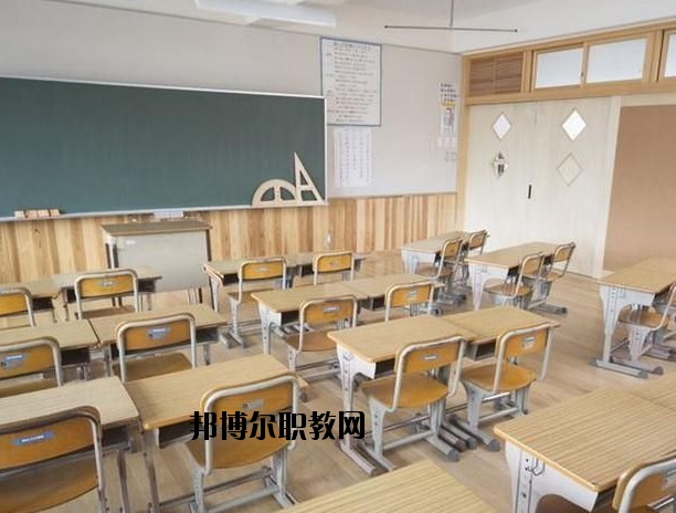荊州東方中等職業(yè)學校2020年報名條件、招生要求、招生對象