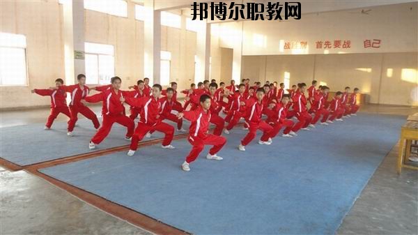 吉安文武學(xué)校2020年報名條件、招生要求、招生對象 