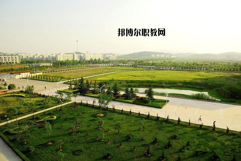 云夢(mèng)中等職業(yè)技術(shù)學(xué)校2020年報(bào)名條件、招生要求、招生對(duì)象