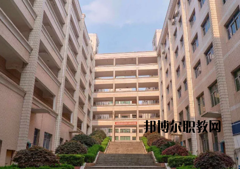 新余新興產(chǎn)業(yè)工程學(xué)校2020年報名條件、招生要求、招生對象