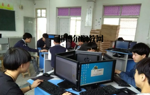 南城職業(yè)中等專業(yè)學(xué)校2020年報名條件、招生要求、招生對象