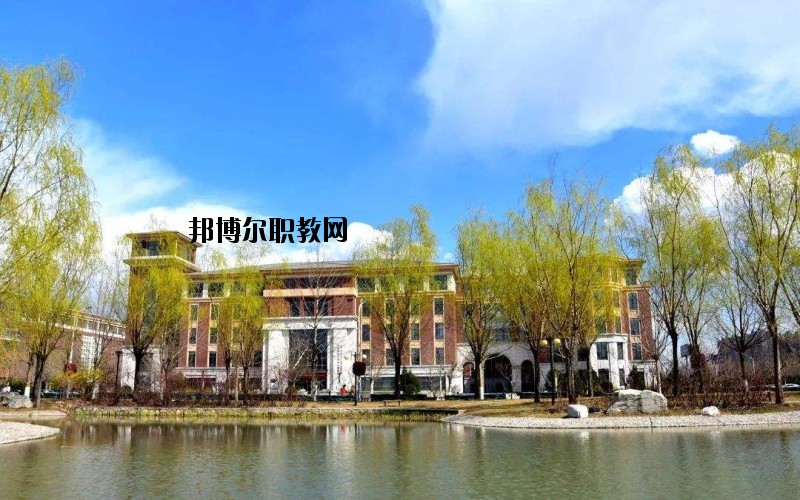 京山衛(wèi)生學(xué)校2020年報(bào)名條件、招生要求、招生對(duì)象