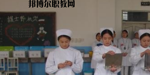 石家莊華醫(yī)醫(yī)學(xué)中等專業(yè)學(xué)校2020年報名條件、招生要求、招生對象