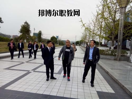 南充應(yīng)用技術(shù)職業(yè)學(xué)校2020年報(bào)名條件、招生要求、招生對(duì)象