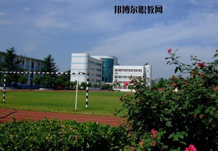 南陽建筑工程學(xué)校2021年報名條件、招生要求、招生對象