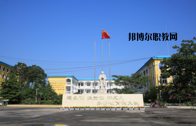 鄭州外資企業(yè)管理中等專業(yè)學(xué)校2021年報名條件、招生要求、招生對象