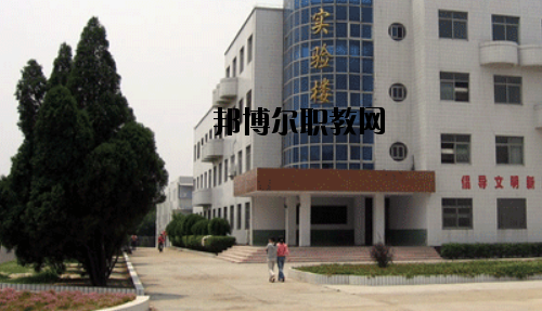 南陽宛北中等專業(yè)學校2021年報名條件、招生要求、招生對象