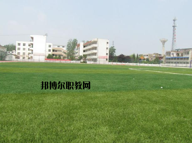 阜陽經(jīng)貿(mào)旅游學(xué)校2020年報名條件、招生要求、招生對象