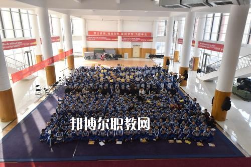許昌體育運動學(xué)校2021年報名條件、招生要求、招生對象