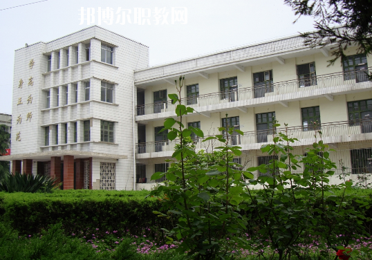 安徽霍邱師范學校2020年報名條件、招生要求、招生對象