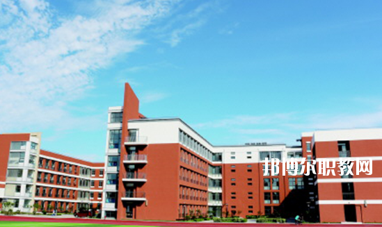 湛江湛港職業(yè)技術(shù)學(xué)校怎么樣、好不好