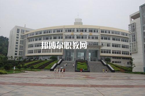 四川建筑技工學(xué)校2020年報(bào)名條件、招生要求、招生對(duì)象