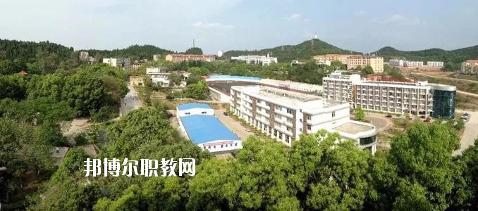 綿陽交通技工學(xué)校2020年報名條件、招生要求、招生對象