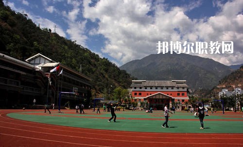 四川石棉職業(yè)高級(jí)中學(xué)2020年報(bào)名條件、招生要求、招生對(duì)象