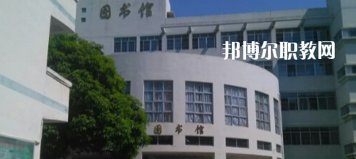 百色市職業(yè)技術(shù)學(xué)校2020年報名條件、招生要求、招生對象 