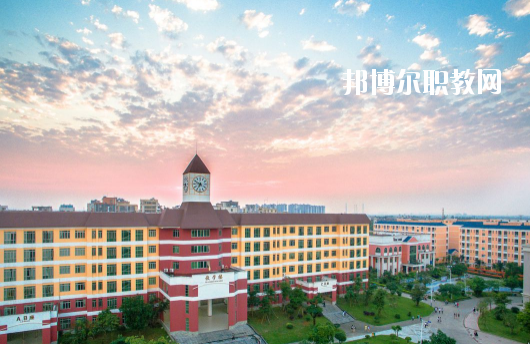 湛江市寸金中等專(zhuān)業(yè)學(xué)校怎么樣、好不好