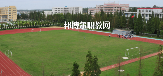 柳州市制劑醫(yī)藥技工學校2020年報名條件、招生要求、招生對象 