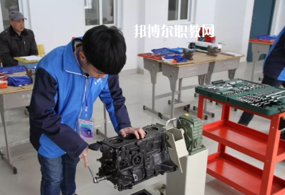 合肥市工程技術(shù)學(xué)校2020年報名條件、招生要求、招生對象