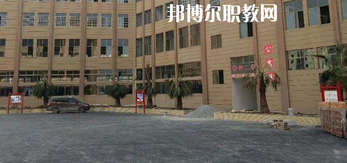 貴州航空工業(yè)技師學院樂灣校區(qū)2020年報名條件、招生要求、招生對象