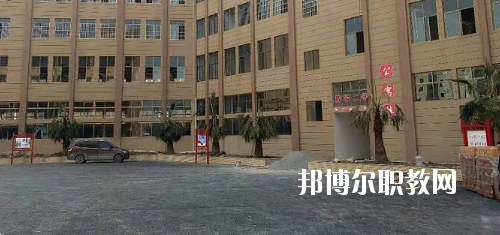 貴州航空工業(yè)技師學(xué)院樂灣校區(qū)怎么樣、好不好