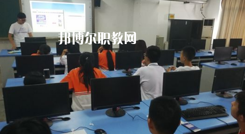 蘭州紅古區(qū)職教中心2020年報(bào)名條件、招生要求、招生對(duì)象
