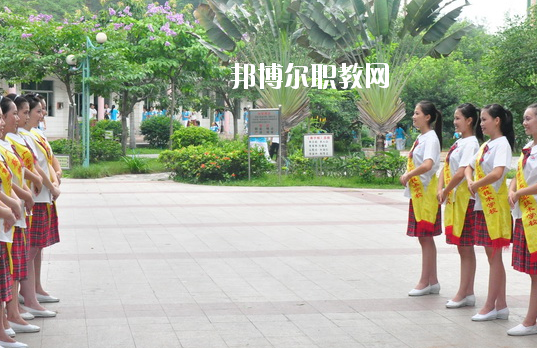 廣東黃埔衛(wèi)生職業(yè)技術(shù)學(xué)校2020年報名條件、招生要求、招生對象