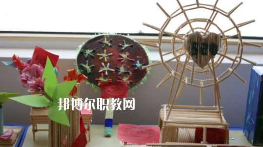 古浪縣大靖職業(yè)技術(shù)教育中心2020年學(xué)費、收費多少