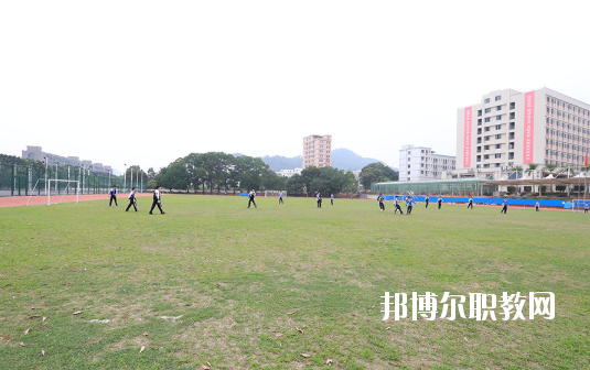 深圳市龍崗區(qū)第二職業(yè)技術(shù)學(xué)校2020年報名條件、招生要求、招生對象