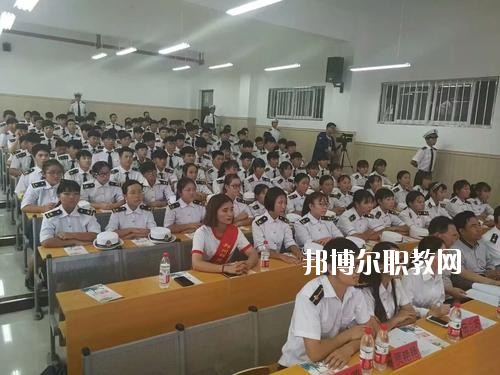 河南省經(jīng)濟(jì)技術(shù)中等職業(yè)學(xué)校2021年報名條件、招生要求、招生對象