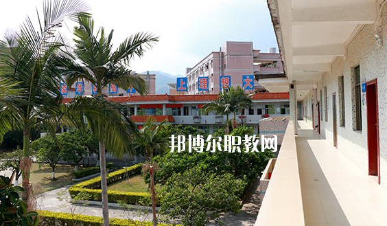 惠州華科職業(yè)高級中學(xué)怎么樣、好不好