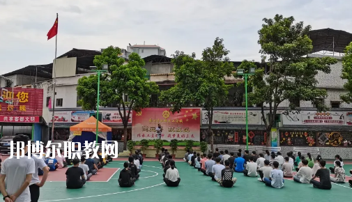 梅州機(jī)械技工學(xué)校2020年報名條件、招生要求、招生對象