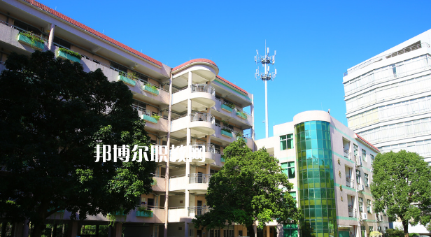 東莞經(jīng)濟(jì)貿(mào)易學(xué)校2020年學(xué)費、收費多少